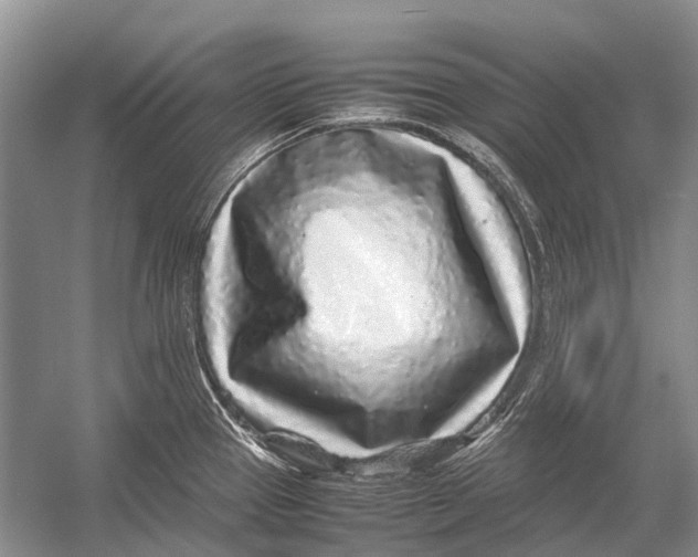 X0000054371337200508262331