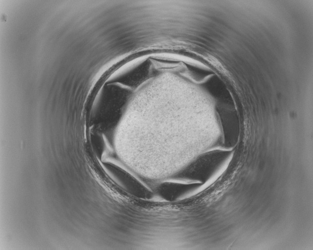 X0000057080838200510071843