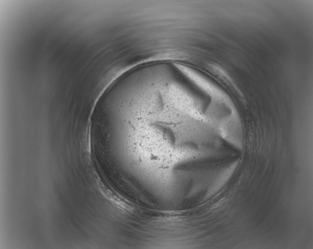 X0000059811276200511041644