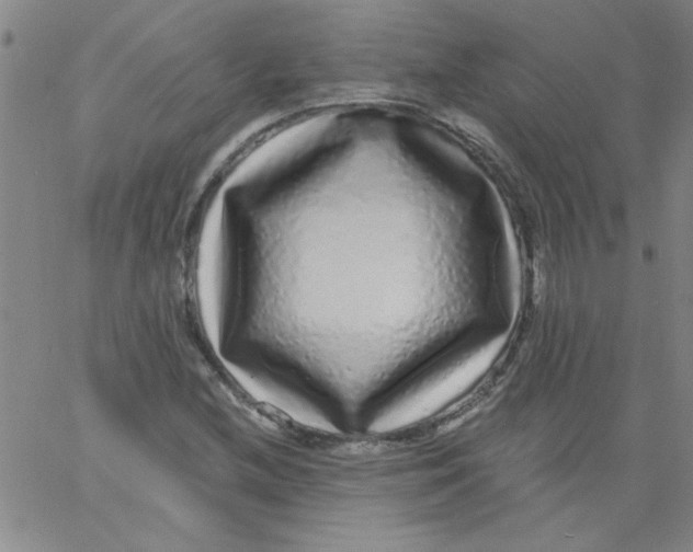 X0000061731212200512231426