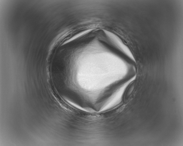 X0000062140245200512301534