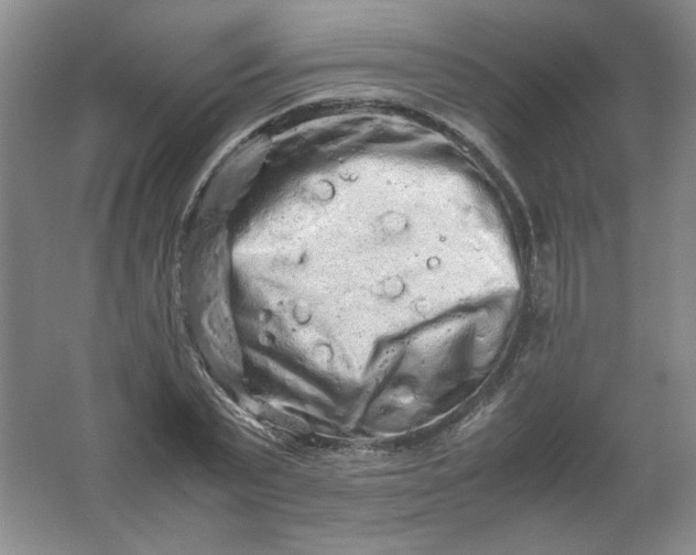 X0000062170783200512231625