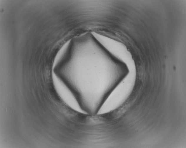 X0000076230372200610261856