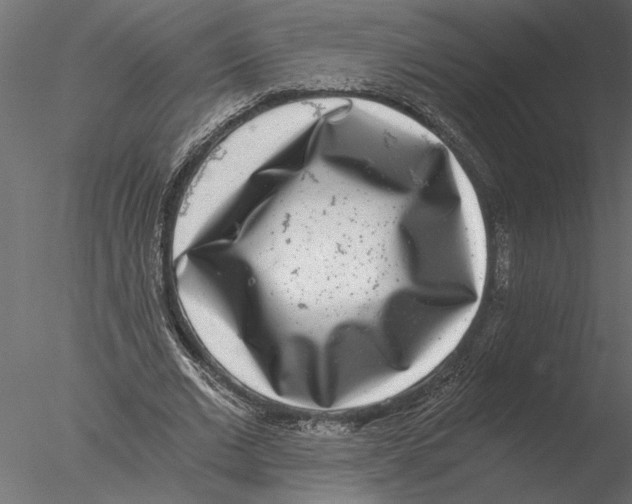 X0000076390677200611031656