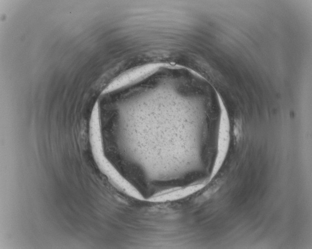 X0000078310867200611251531