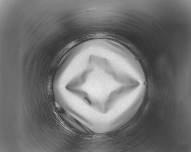 X0000085020857200704021425