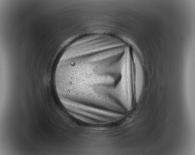 X0000085210483200703301645