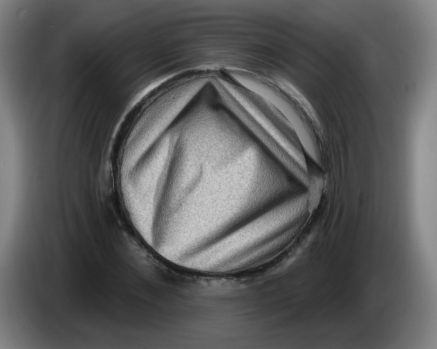 X0000085240876200703301745