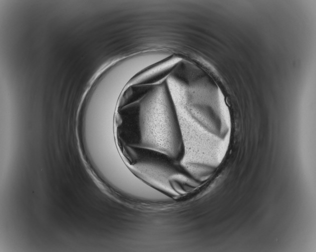 X0000085251034200703301806