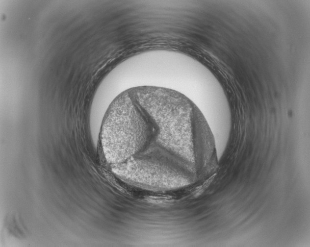 X0000085270556200704092143