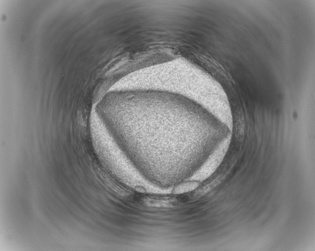 X0000085310661200704092324