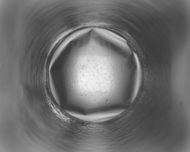 X0000085731044200703301356