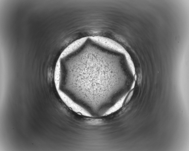 X0000085760476200704091337