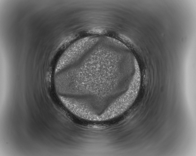 X0000085760739200704091334