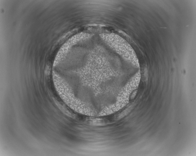 X0000085810472200704131951