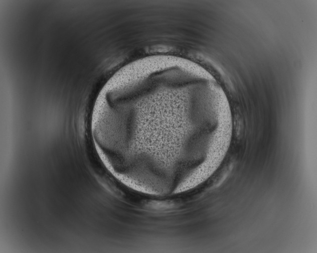 X0000087060455200705161015