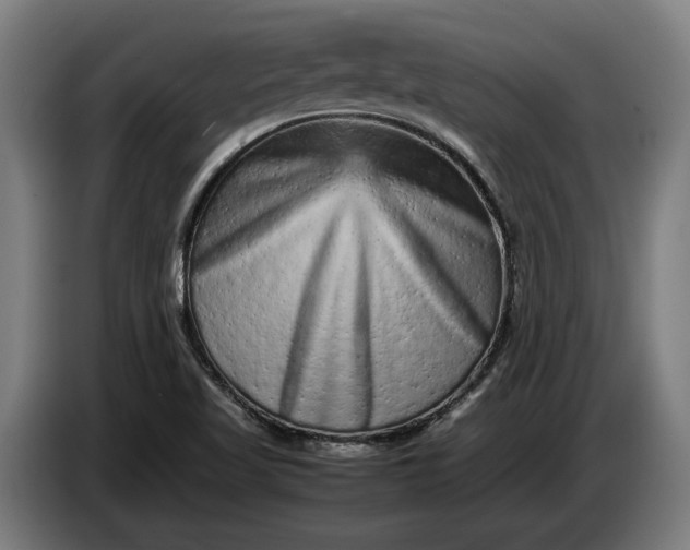 X0000087421509200705041257