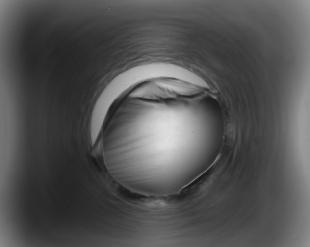 X0000087610572200705251945