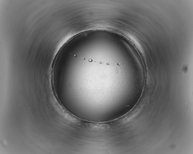 X0000090480899200707272316