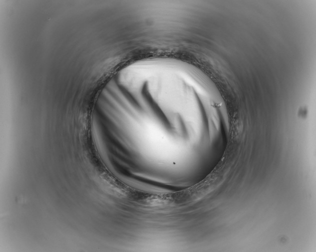 X0000090480756200708102156