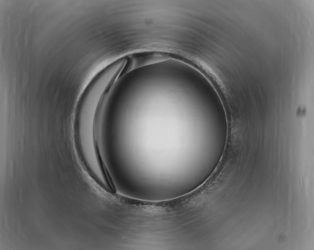 X0000090981085200708161851