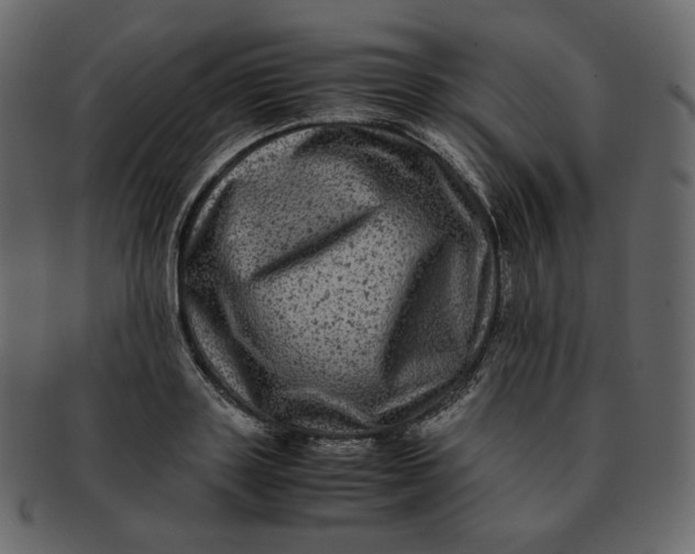 X0000092290843200710051200