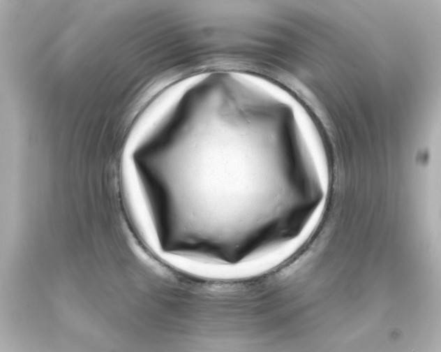 X0000093121433200710241253