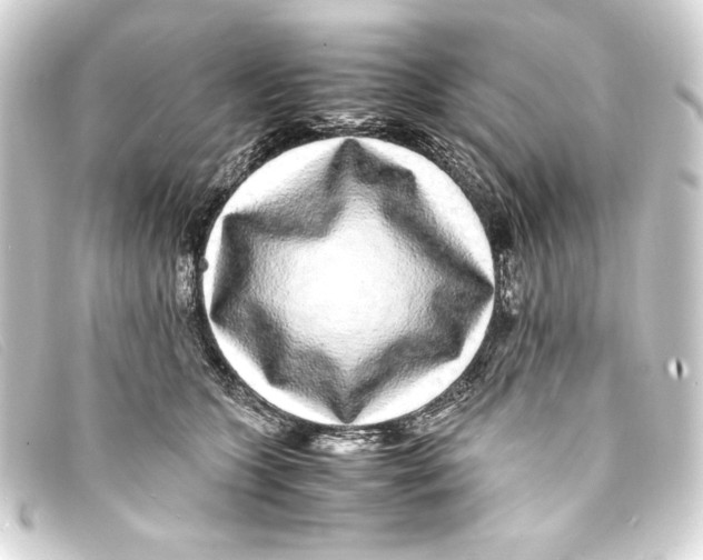 X0000093160563200710241022