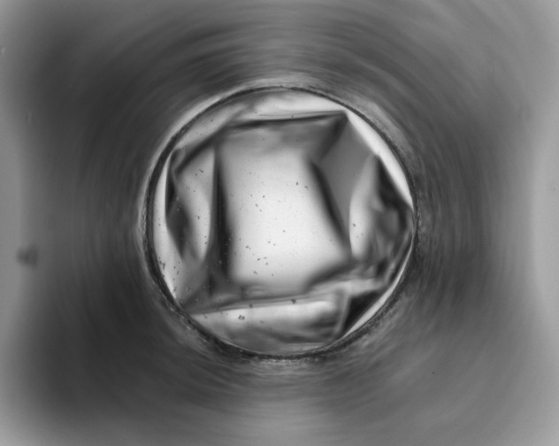 X0000093211044200710171337