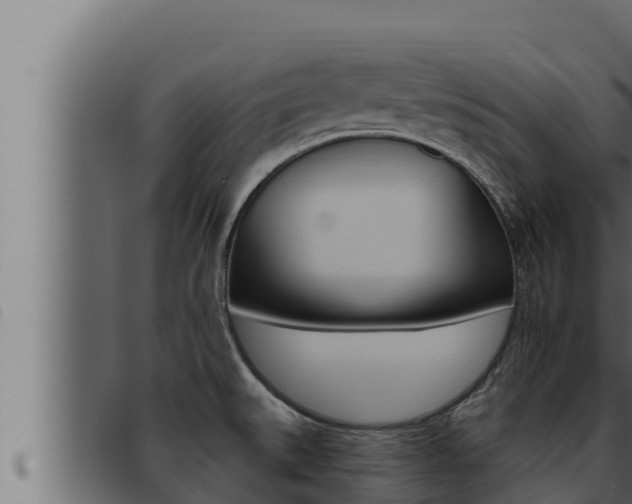 X0000093471527200710121000
