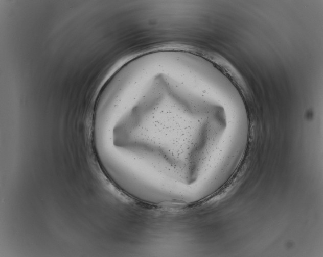 X0000094230860200711241743