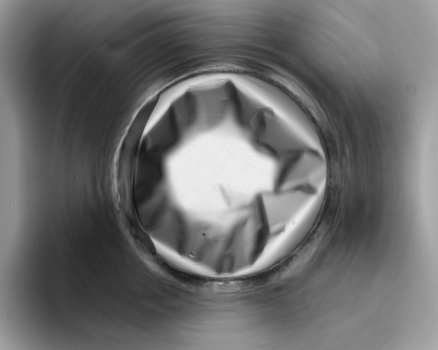 X0000094340858200711301247