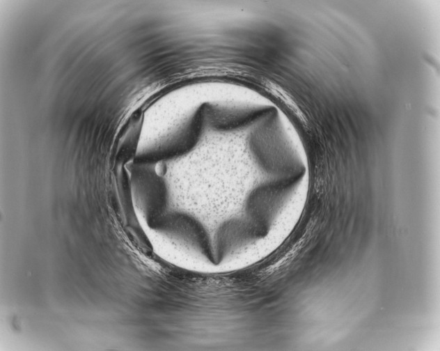X0000094960786200712271718