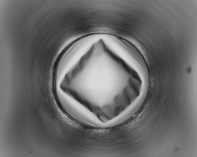 X0000099431147200805301423