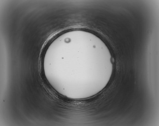 X0000103321270200810060947