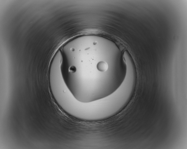 X0000103321473200810060945