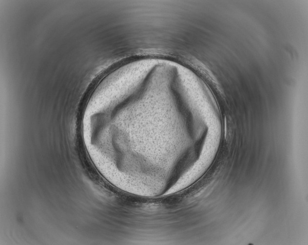 X0000111040204200907161351