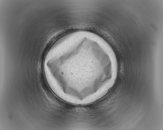 X0000111040636200907161345