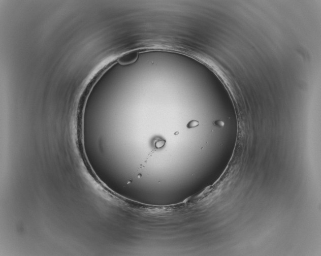 X0000112881147200909041636