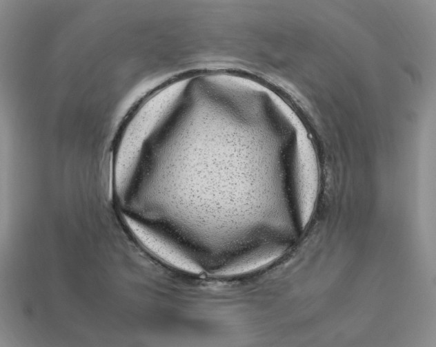 X0000113331175200910051140