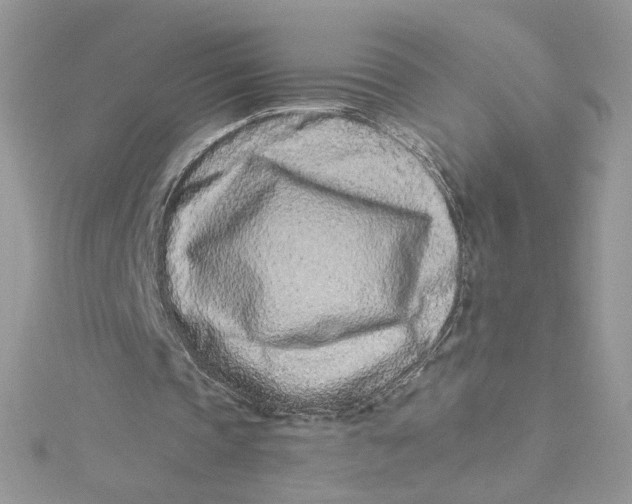 X0000115140337200911171224