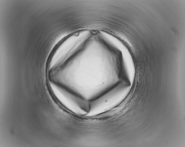 X0000115141087200911171215