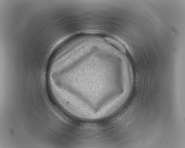 X0000115150535200911171243